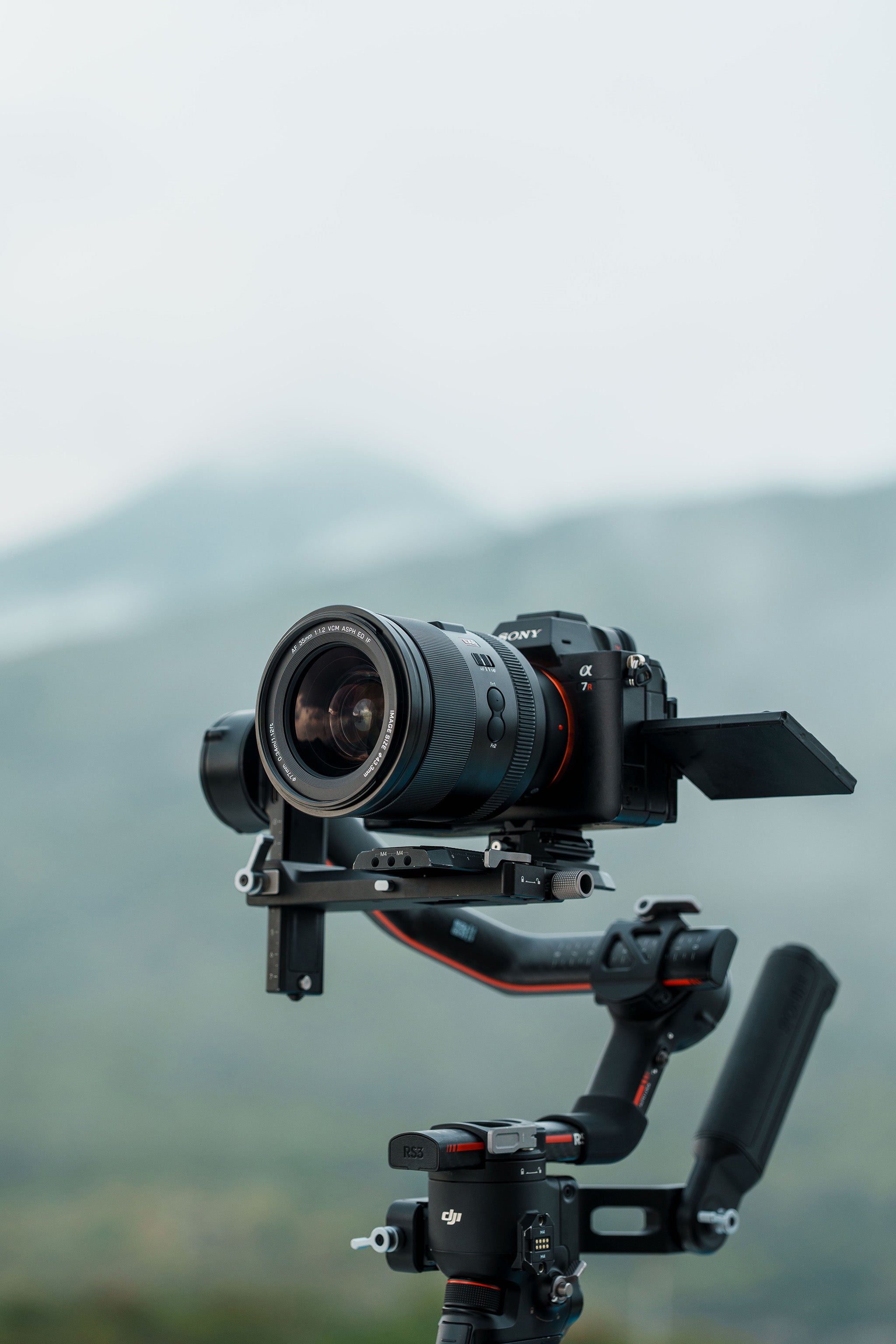 Best 135mm prime lens for Sony Alpha cameras