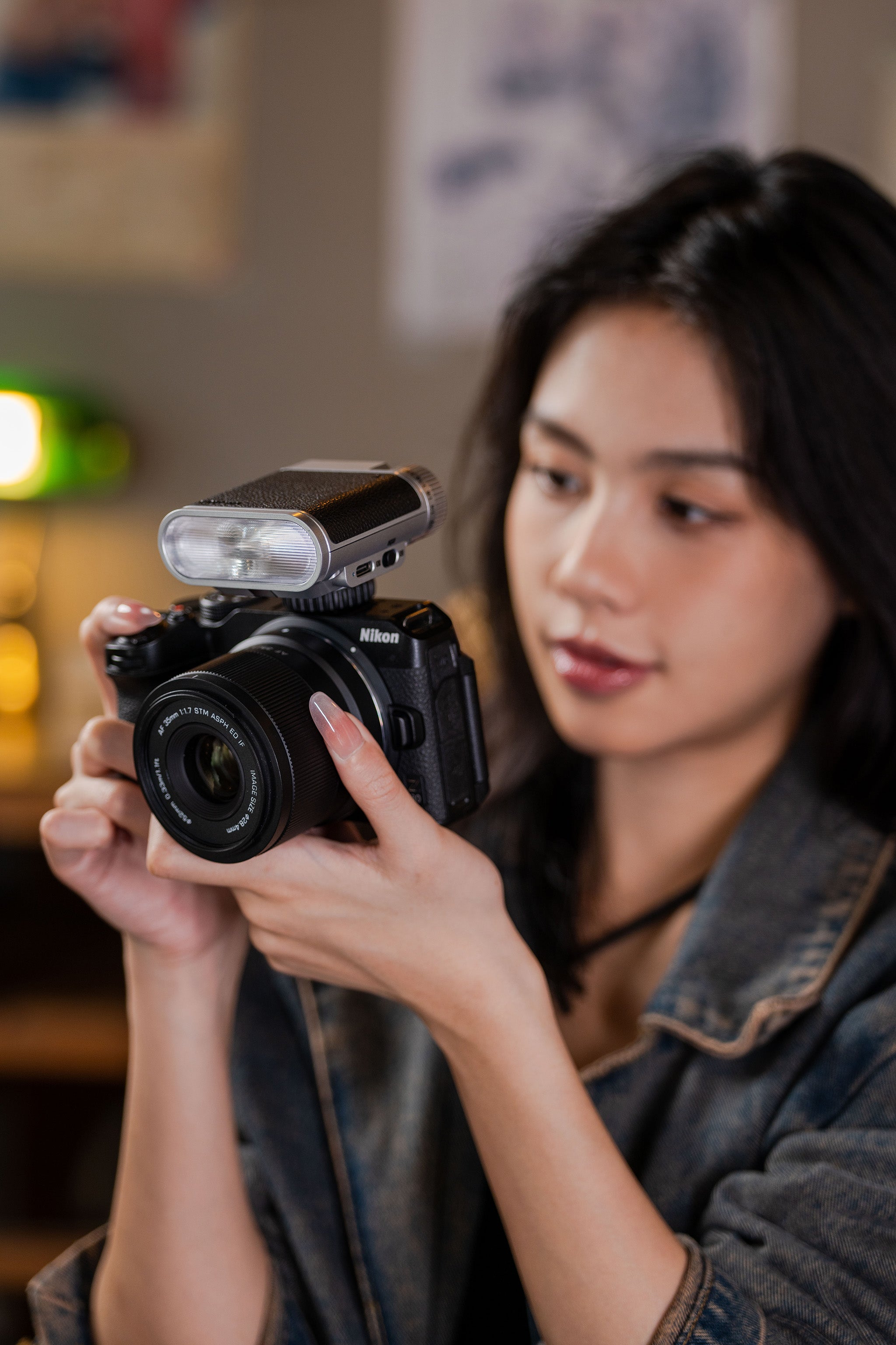 Compact Manual Flash GN12